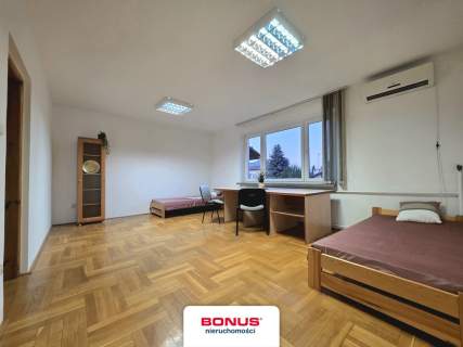 Duży dom 6 pokoi Garaż Ogród Drabinianka
