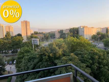 duży pokój dla 2 kobiet tramwaj do metra