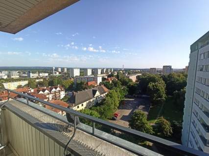 Wyposażone 2 pokoje, odrębna kuchnia, balkon