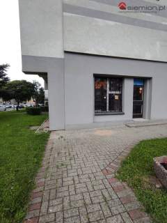 Lokal użytkowy w bloku z C.O. miejskim na osiedlu-