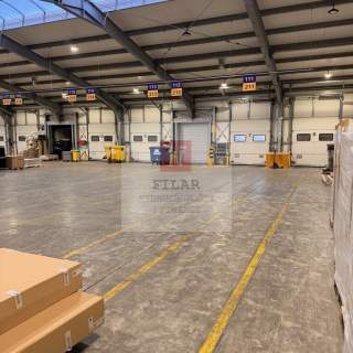 Obiekt -1 ha działki 2400m2 magazyny 770m2 biur 