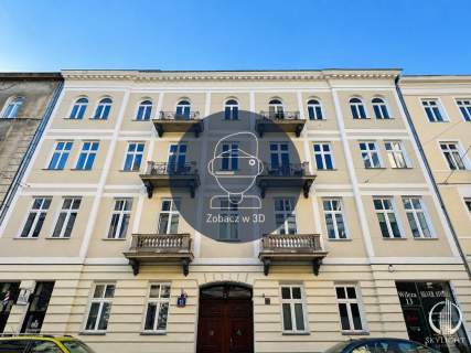 3 pokoje w przedwojennej kamienicy przy Wilczej