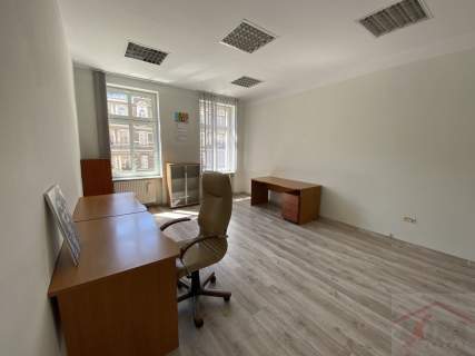 LOKAL USŁUGOWY 108 M2, AL. W. POLSKIEGO 47