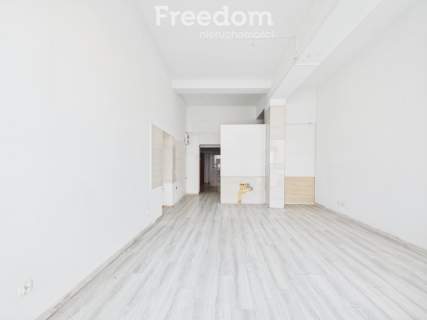 Lokal usługowy w ścisłym centrum - parter 69 m 