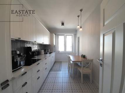 Biuro 82m2 po remoncie przy Placu Konstytucji 