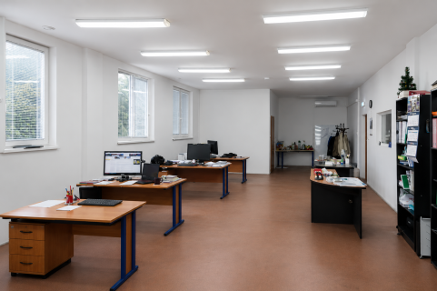 HALA 550 m2 TEOPARK Wersalska 47/75