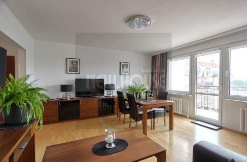 Wysoki standard, dobry rozkład Balkon, piwnica