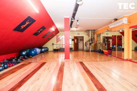 Niemal 200 metrowy lokal / fitness na wynajem