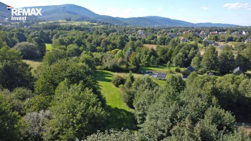 Działka rekreacyjna 1439m2 w Radziechowach