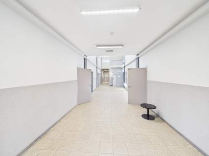 Biuro 85,3 m z windą i parkingiem Rybnik