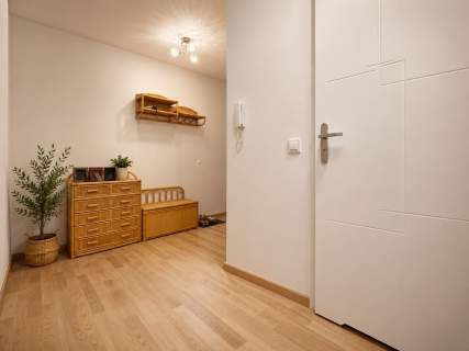 2 pokoje z balkonem, winda 46,8 m Nowe Miasto