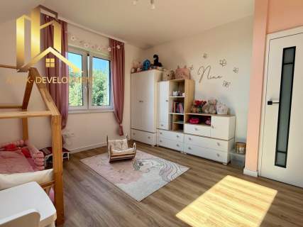 Dom przy lesie 186 m2 garaż 2-stanowiskowy