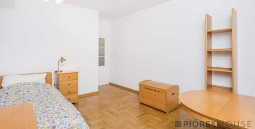 5-pokojowe mieszkanie na Woli