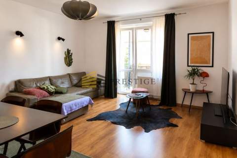 Apartament w Kamienicy w Sercu Mokotowa