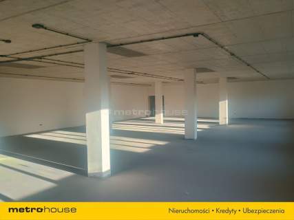 1090m2 Pruszków Magazyn i Pomieszczenia Biurowe