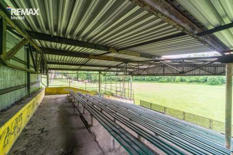 Sprzedam historyczny stadion, teren inwestycyjny