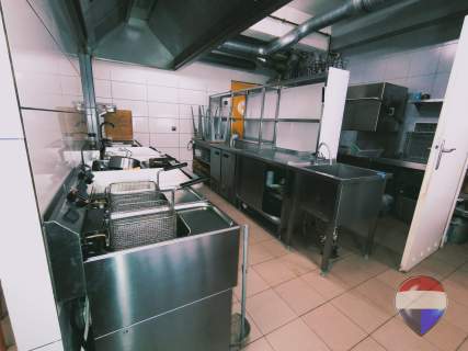 NA SPRZEDAŻ BUDYNEK z lokalem gastronomicznym, PUB, kręgielnia