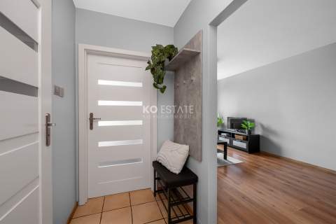 2 pokoje 1 piętro Balkon Komórka Złotniki