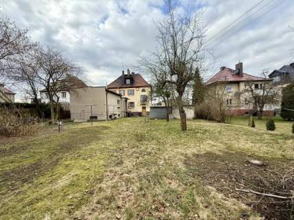 Piętro domu, garaż, ogrodek