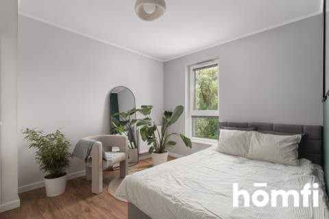 Nowoczesne mieszkanie balkon widok na zieleń