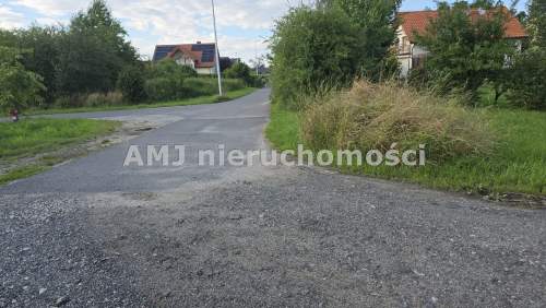 Urokliwa działka w Wróblowicach
