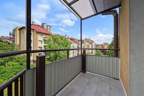 Gotowe do wprowadzenia Duży balkon