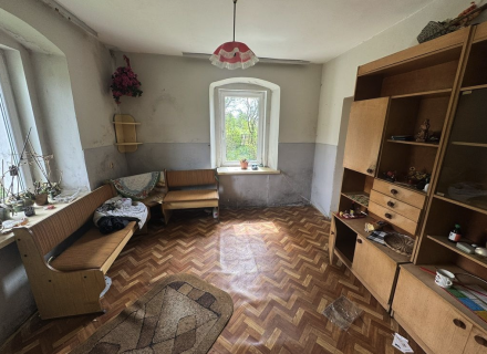 Przestronny dom świetna baza pod inwestycję