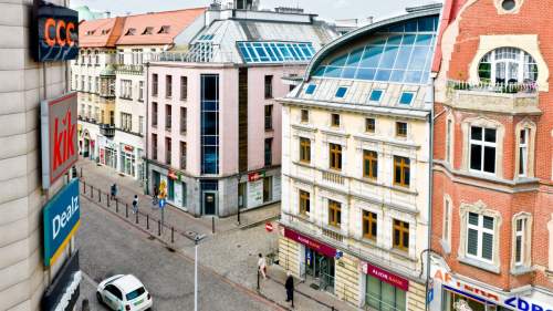 Dwupoziomowy lokal z parkingiem przy Agorze Bytom