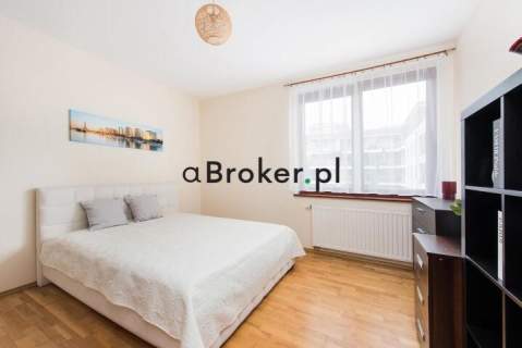 Piltza 84 m2 4 pokoje balkon garaż