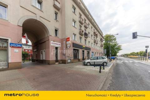Komfortowa kawalerka w kamienicy.Pierwszy najemca