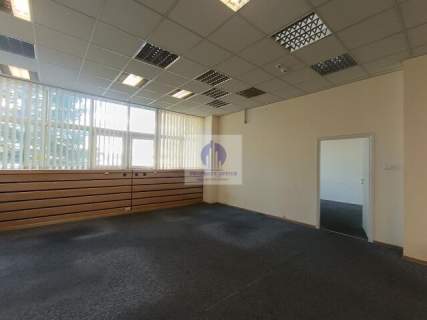 Bielany lokal magazynowo-biuroey 139,38m2 do wynajęcia