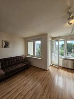 Kawalerka w centrum miasta 3piętro ,balkon
