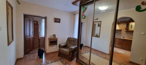sprzedam szereg na Klecinie 256m2 gotowy do wprowadzenia
