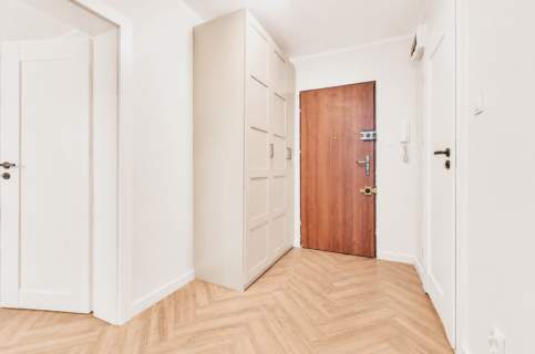 Bezpośrednio ciche 3 pokoje, garderoba,po remoncie