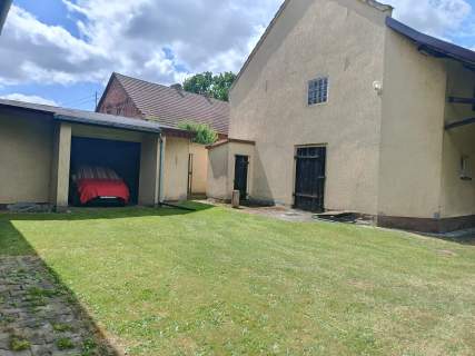 Sprzedam dom z pomieszczeniami gospodarczymi 72m2, 175 m2