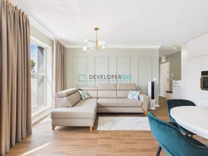 Trzypokojowy apartament w kamienicy z garażem,