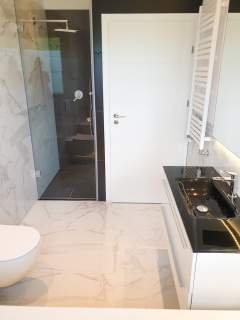 Przestronny apartament w zielonej okolicy