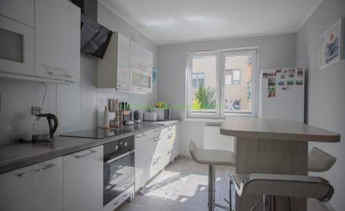 Przestronne 3 pokojowe mieszkanie 81 m , ogródek