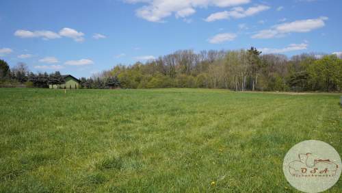 Budowlana w otoczeniu lasów i jezior WPN 997 m