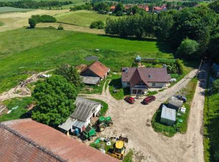 Dochodowe gospodarstwo mleczne, Czerwonka, k/Biskupca.