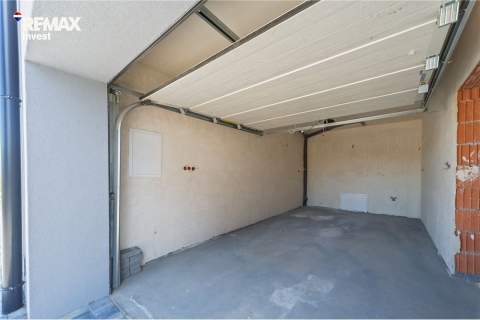 Połowa bliźniaka 140m2 z dużą działką