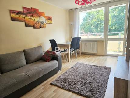 Metro Kondratowicza. 2 pokoje, kuchnia, balkon