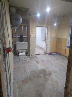 Kawalerka 33,60m2piwnica, działka, komórka i strych