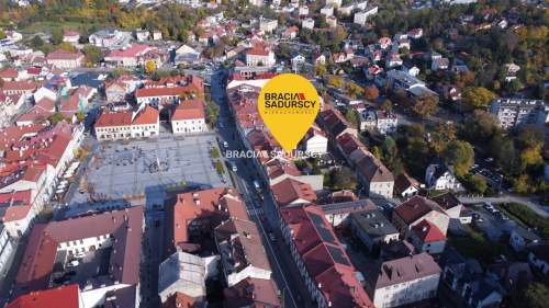 Kamienica w centrum Bochnii z ogrodem i parkingiem
