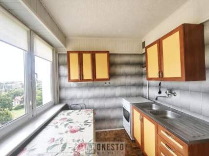 Mieszkanie 48m2 z 3 osobnymi pokojami balkon Bez piecyka gazowego...