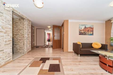 Dom, apartament pod wynajem i działka GRATIS