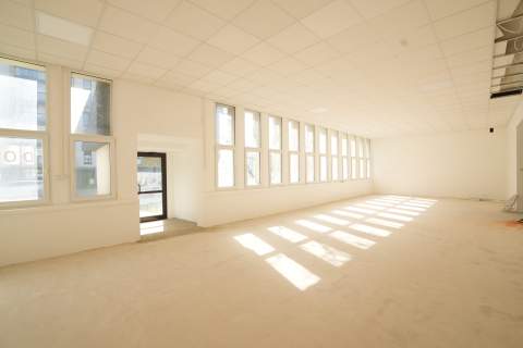 Lokal 195 m2 witryna 25m parter Służewiec Mokotów