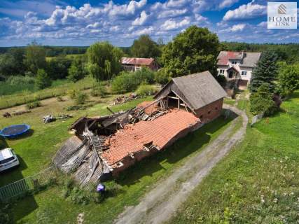 Siedlisko z domem i 3 budynkami k. Purdy
