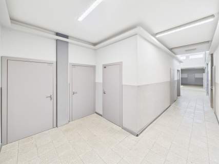 Biuro 70,7 m z windą i parkingiem Rybnik