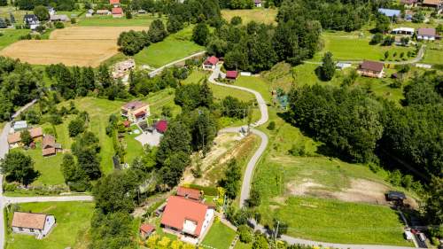 Działka rolno-zagrodowa w Łękawce